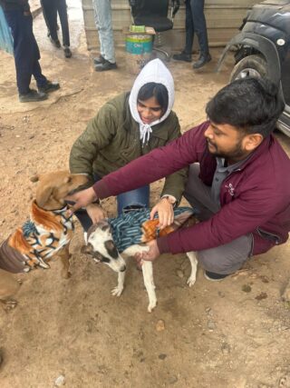 Last Saturday, our volunteers came together for a meaningful food drive to care for our furry friends on the streets. 🐾
As winter sets in, the cold becomes even harder for those who call the streets their home.

We brought warm clothes from Delhi, served nutritious food, and provided sleeping cushions made from bori to help them stay comfortable through cold nights.

At Duggu Foundation, every act of kindness matters.
✨ You can support this cause by donating or volunteering with us.
Together, we can bring warmth, care, and hope to those who need it most.

🤍 Join us in making a difference—one life at a time.

Tap to know more!!
https://www.edrafter.in/duggu-foundation/

#DugguFoundation #DonateForACause #VolunteerWithUs #WinterRelief #StreetDogsOfIndia #AnimalWelfare #BeTheirVoice #dugguslegacy #CompassionInAction